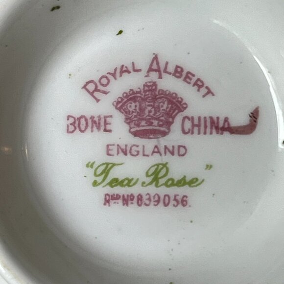 Royal Albert England Bone China Cup & Saucer Yellow Tea Rose Reg.№ 839056 1940s - Picture 14 of 15